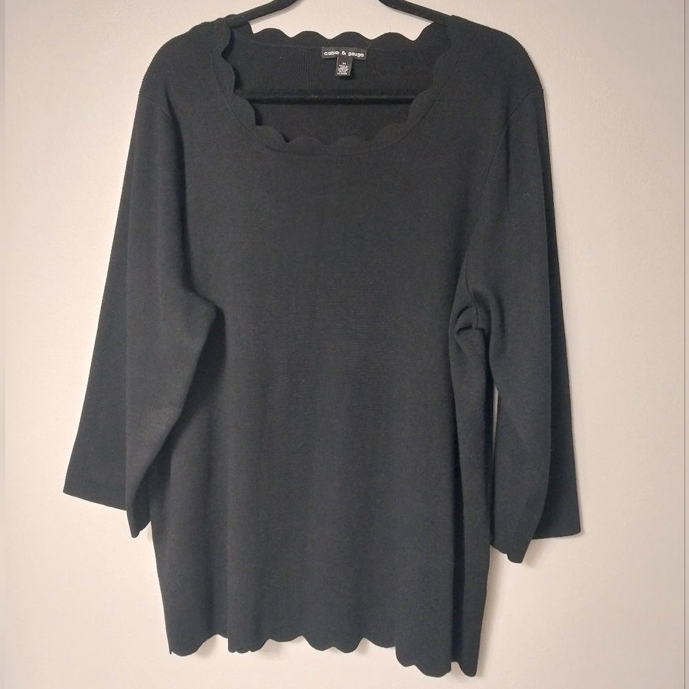 Cable & Gauge Black Scalloped 3/4 Sleeve Tunic Sweater NWOT